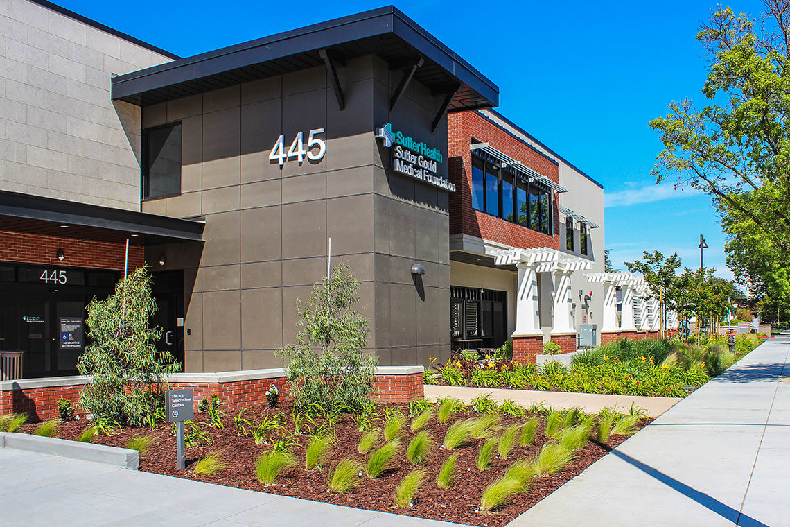 Exterior image of the Sutter Gould Tracy Care Center