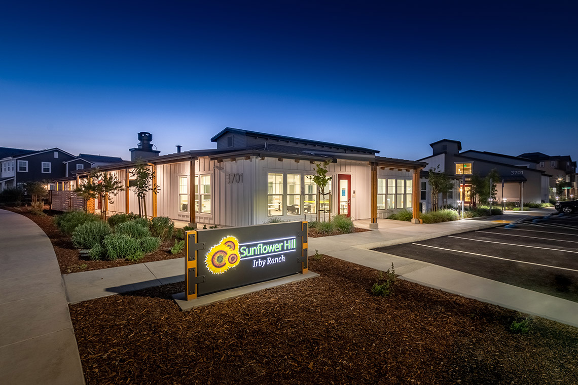 Sunflower Hill at Irby Ranch Huff Construction Company, Inc.